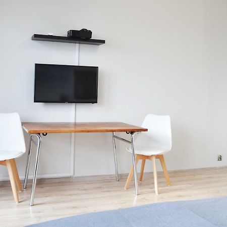 Os. 2 Pulku 26 - Studio By Homeprime Krakow Ngoại thất bức ảnh
